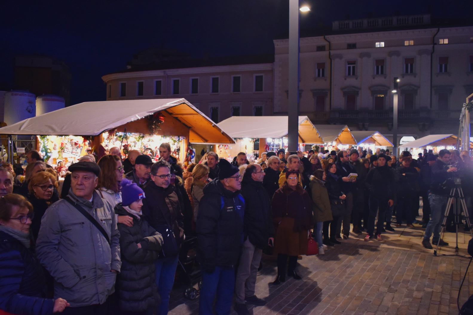 Immagine per Monfalcone 'accende' il Natale, piazza rinnovata e tanti appuntamenti